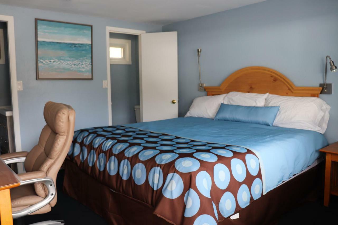 Hitching Post Country Motel Cornwall Bagian luar foto